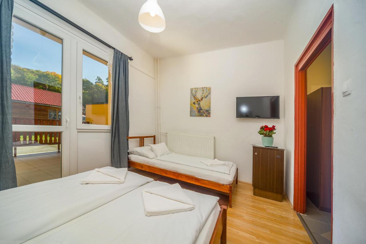 Lipicai Hotel és Étterem Szilvásvárad Extérieur photo