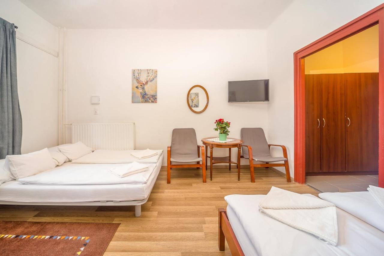 Lipicai Hotel és Étterem Szilvásvárad Extérieur photo