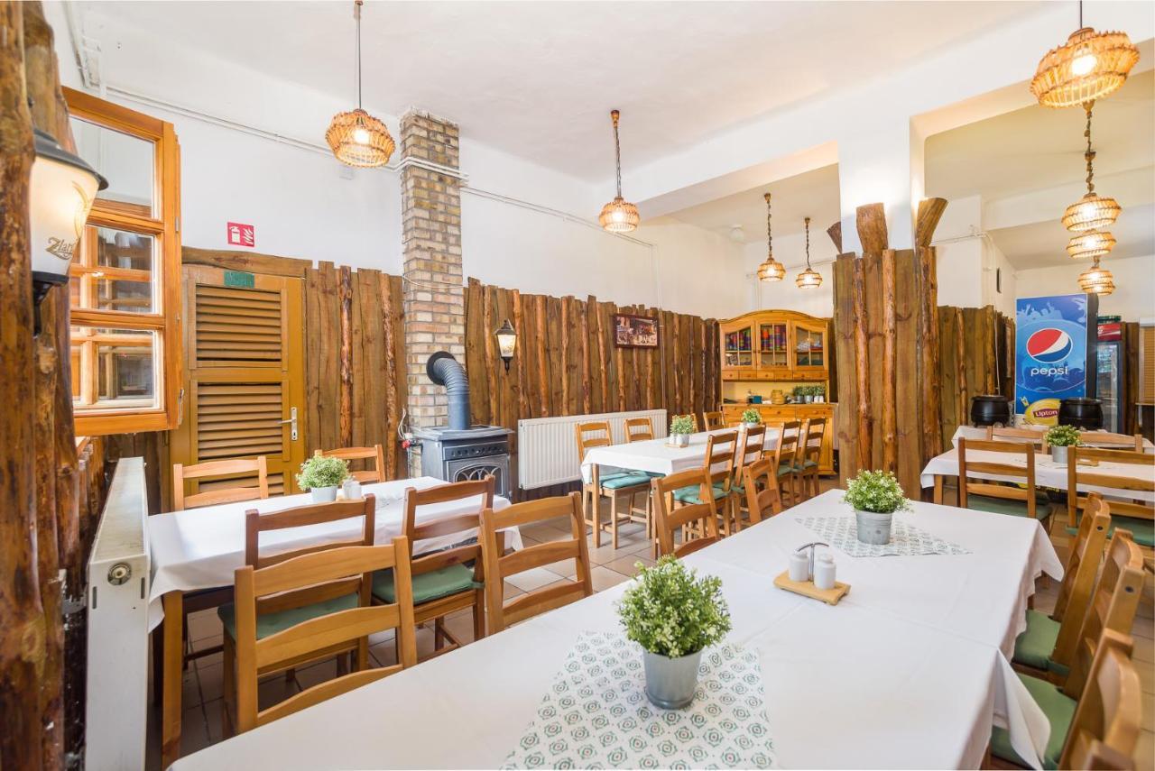 Lipicai Hotel és Étterem Szilvásvárad Extérieur photo